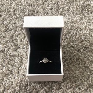 Pandora Elegant Sparkle Ring